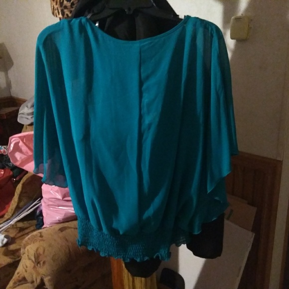 IZ Buyer (Kohls) Turquoise blouse - Picture 3 of 6
